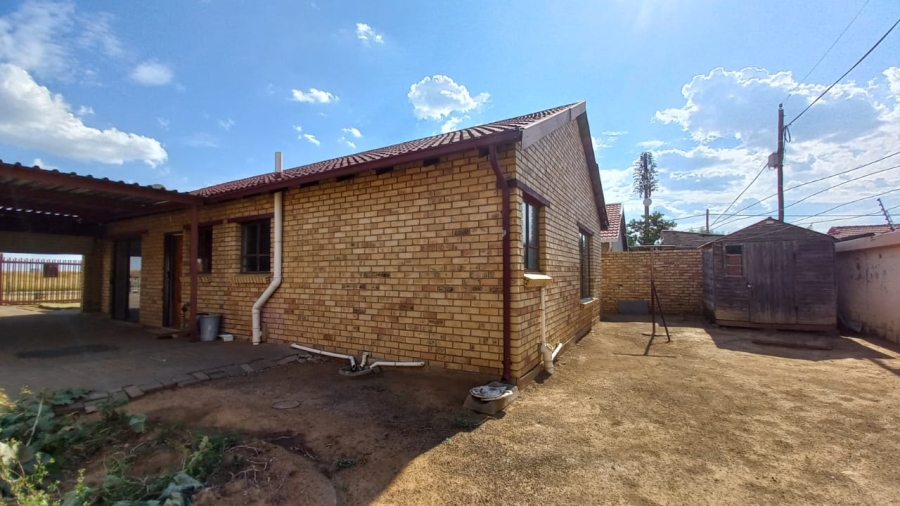 3 Bedroom Property for Sale in Mandela View Free State